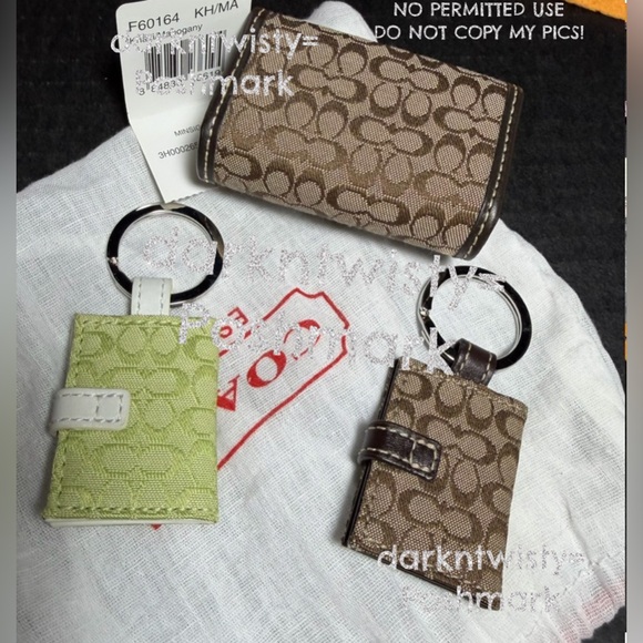 1 BNWT COACH SIGNATURE Contact Case, 2 BNWOT BAG CHARMS PHOTO FRAMES RECEIPT - Picture 2 of 10